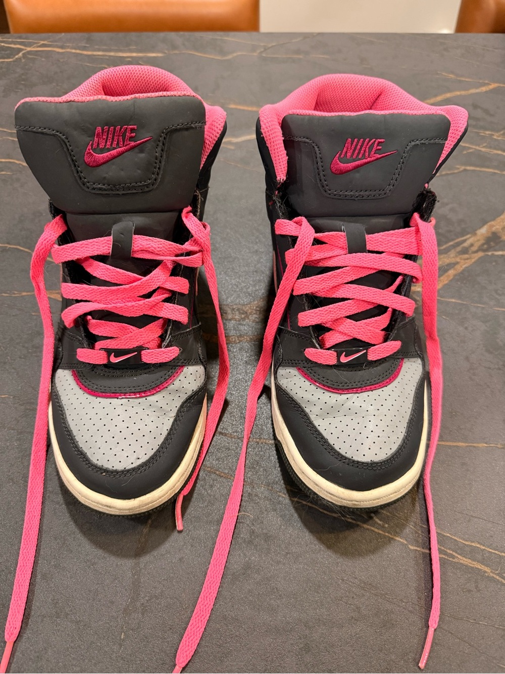Nike Air Prestige Dunk High Top Sneaker - women’s 9